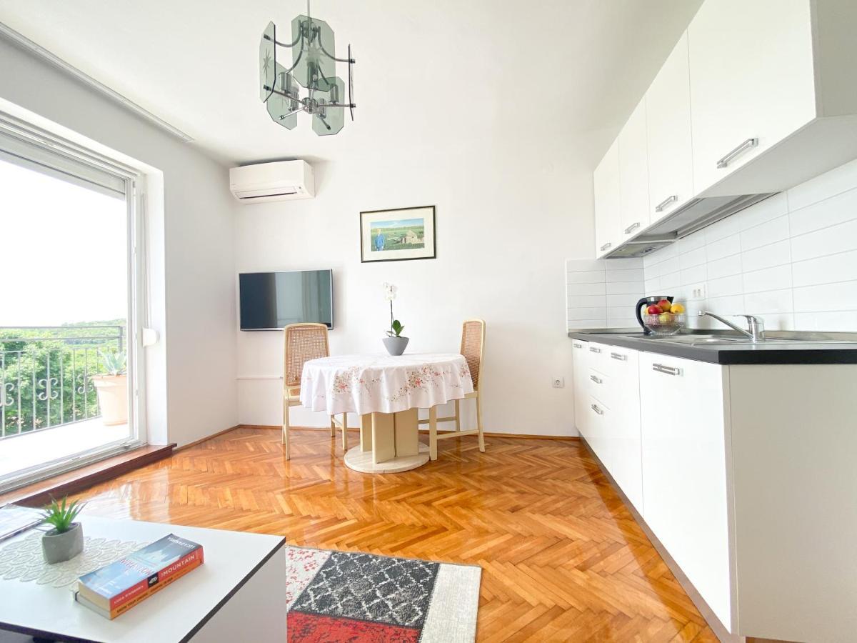 Centener Apartment *